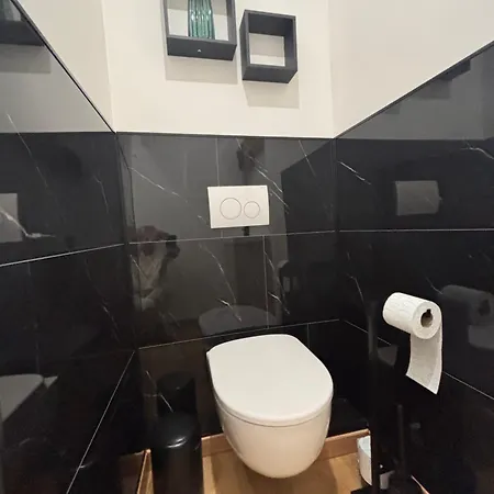 La Liberte מלון דירות